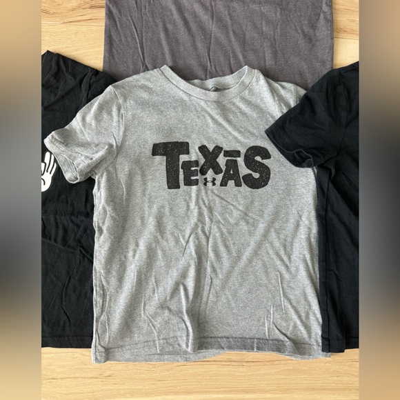 Under Armour Tee bundle XS - Picture 3 of 5